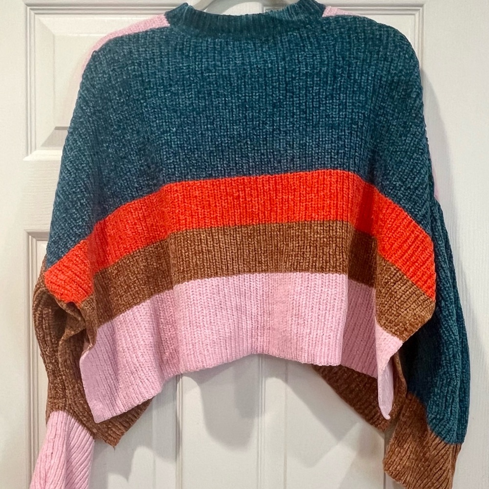 Sweater - Picture 2 of 5